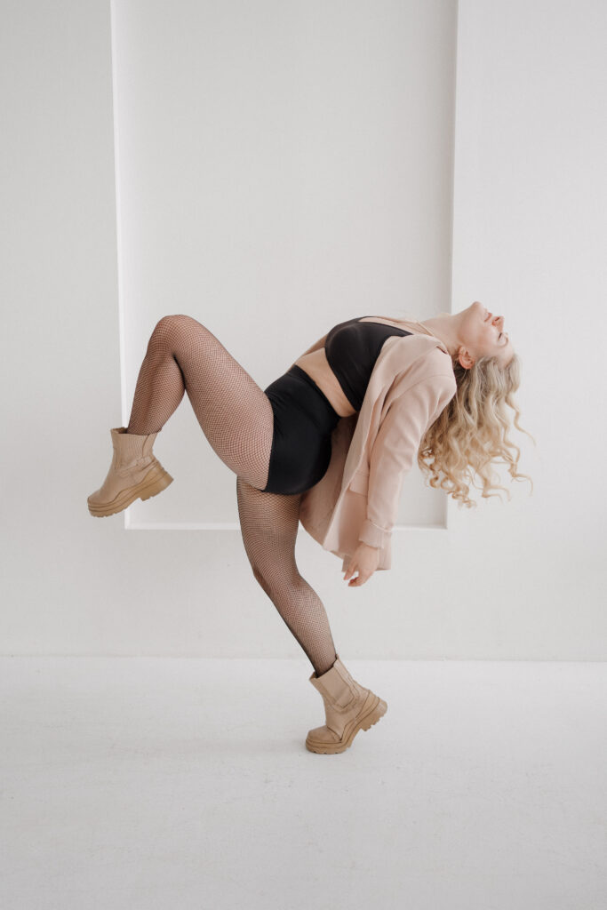 Model-Wendy-2